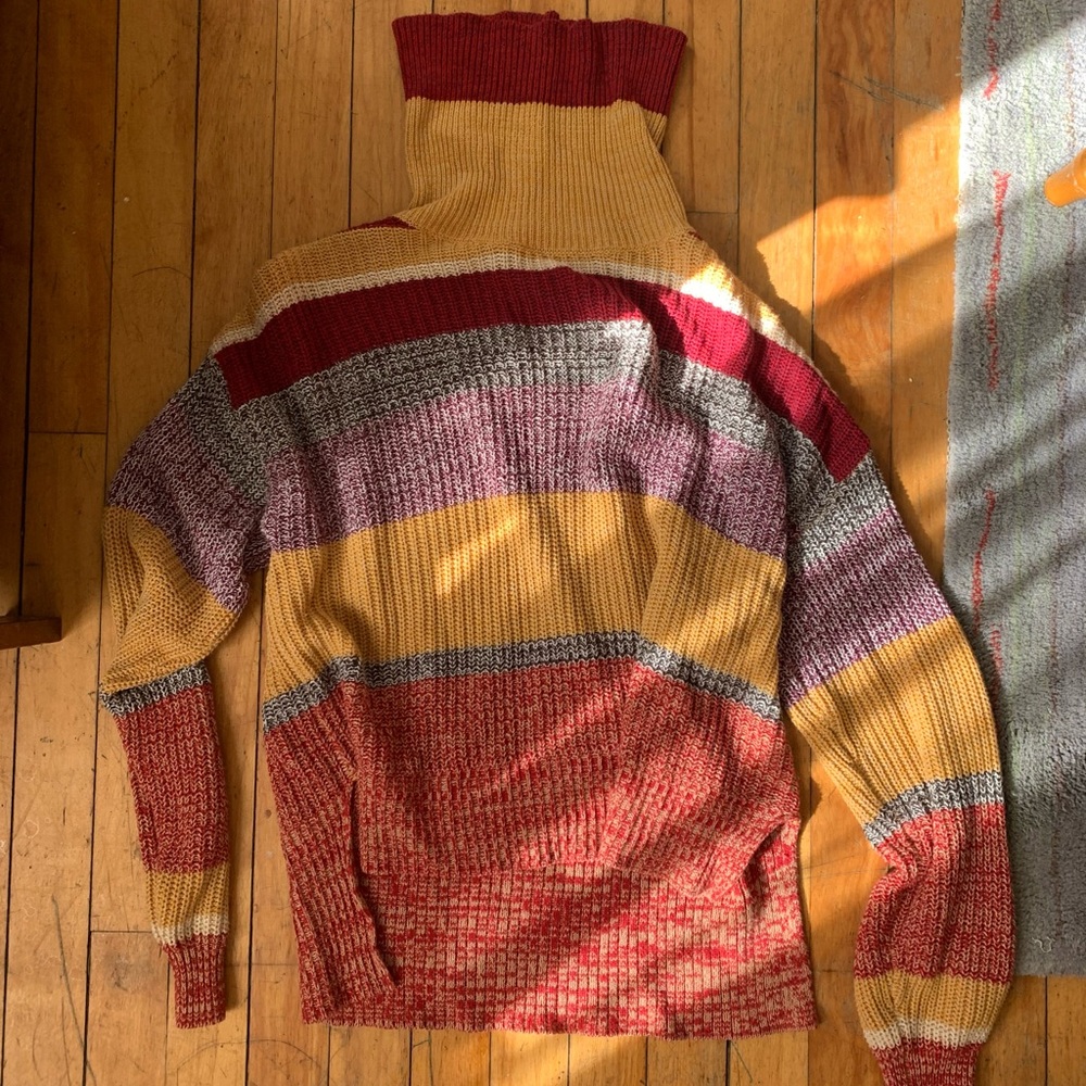 the cutest fall turtleneck sweater
